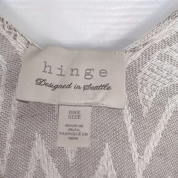 Hinge, rare, gorgeous cape/poncho!  One size. - Picture 3 of 5